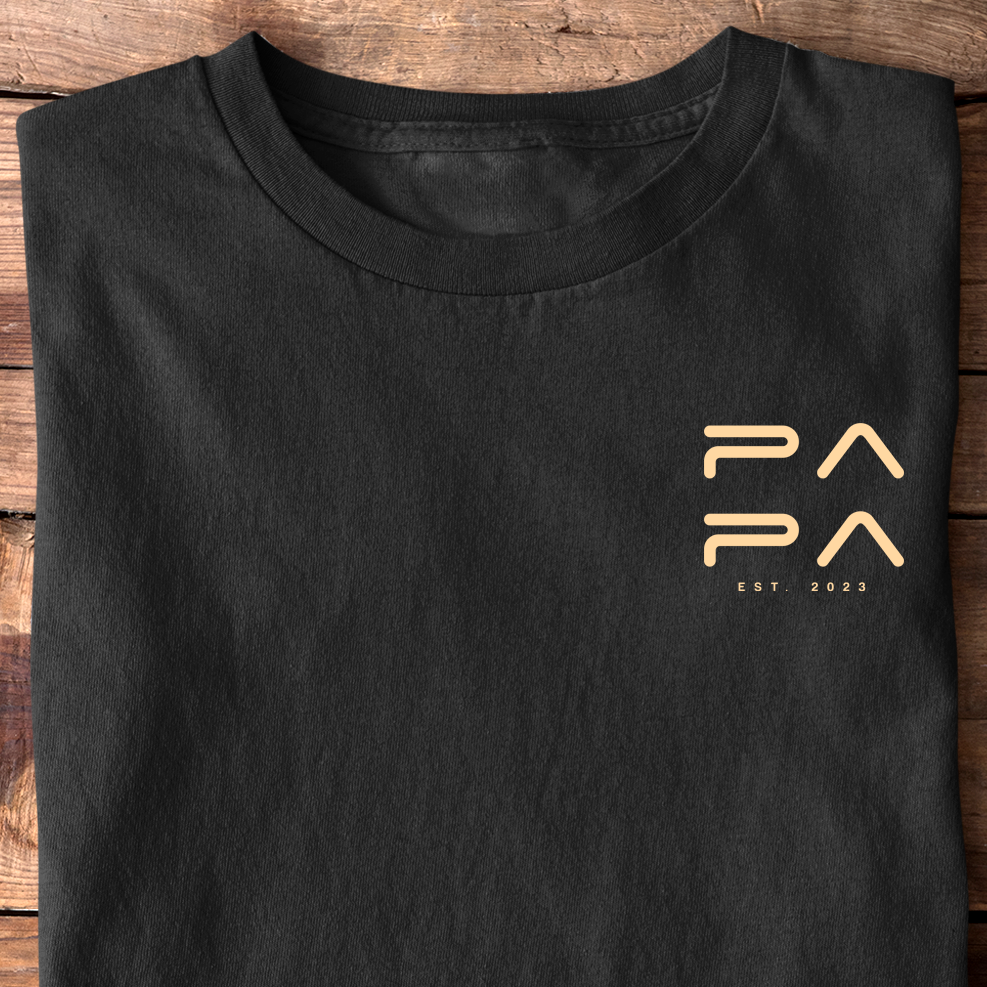 Papa Minimalistisch T-Shirt - Datum personalisierbar