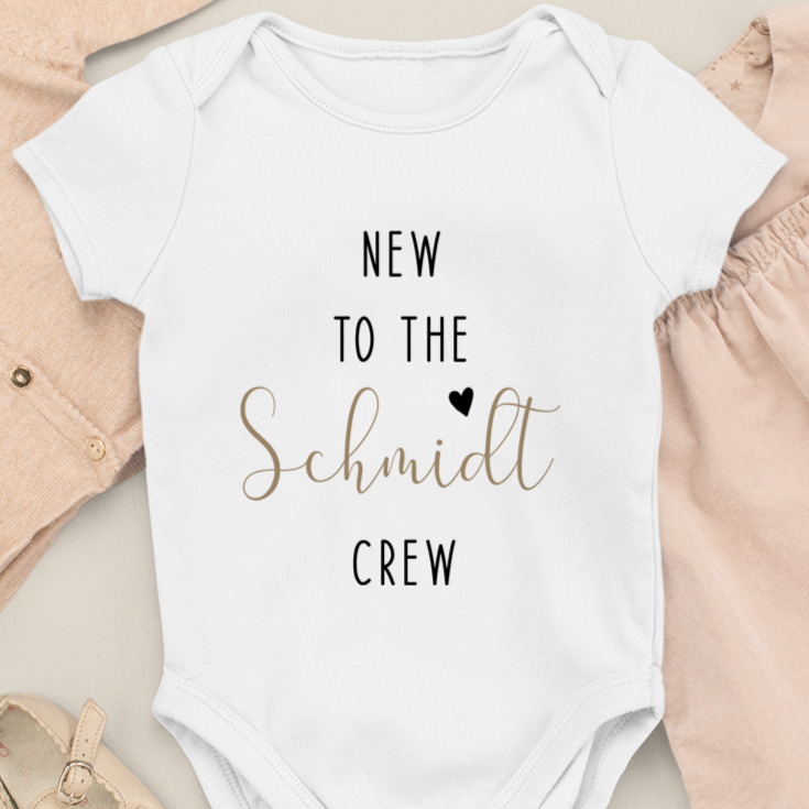 New to the "familie navn" Crew- Økologisk babykrop hvid - Personligt navn