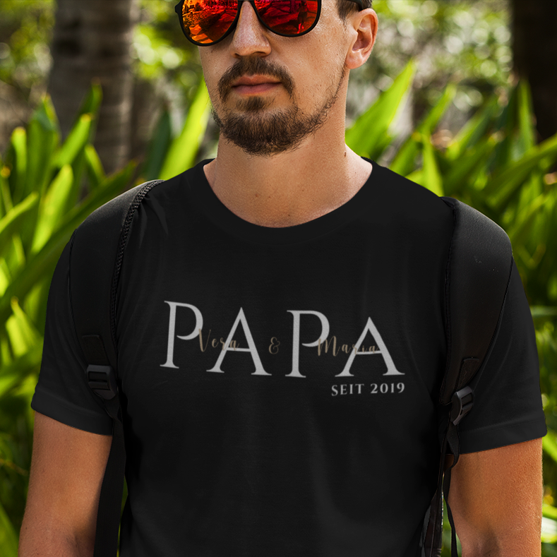 PAPA seit... T-Shirt schwarz - Namen personalisierbar