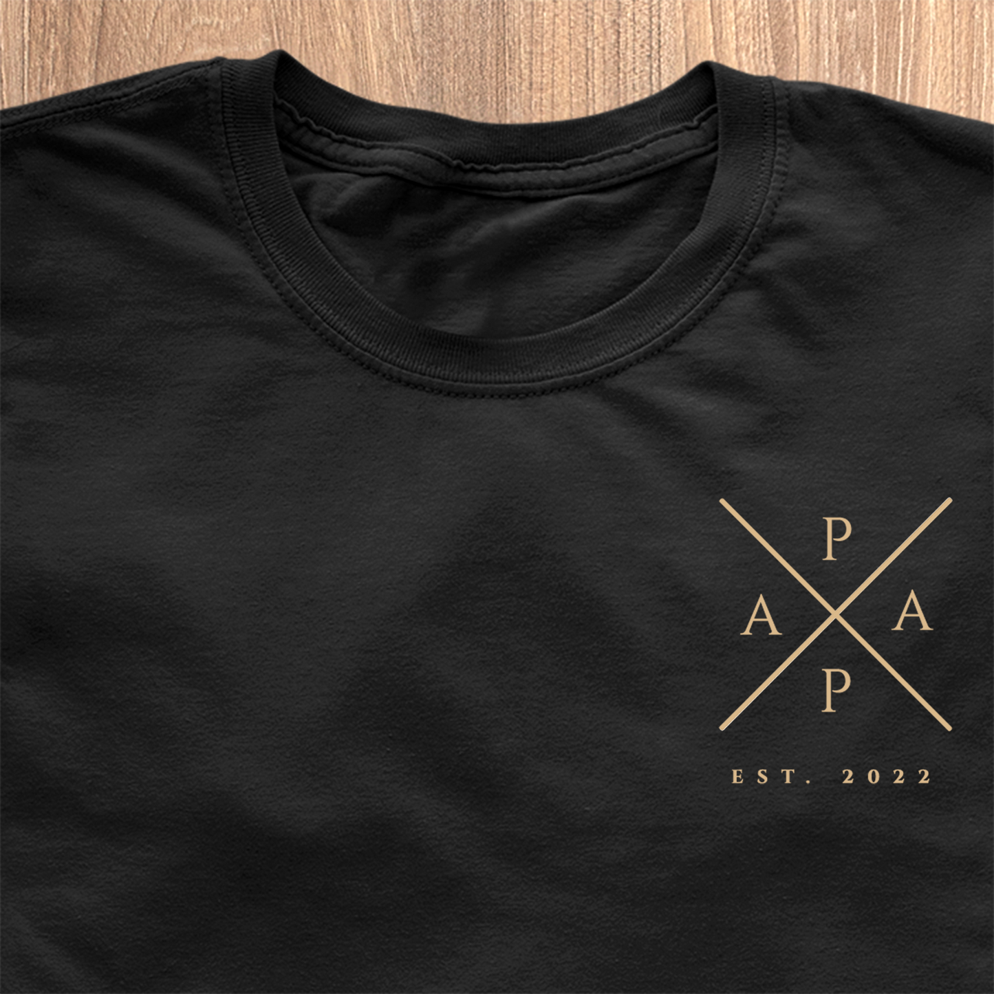 Papa Kräiz T-Shirt - Datum personaliséiert